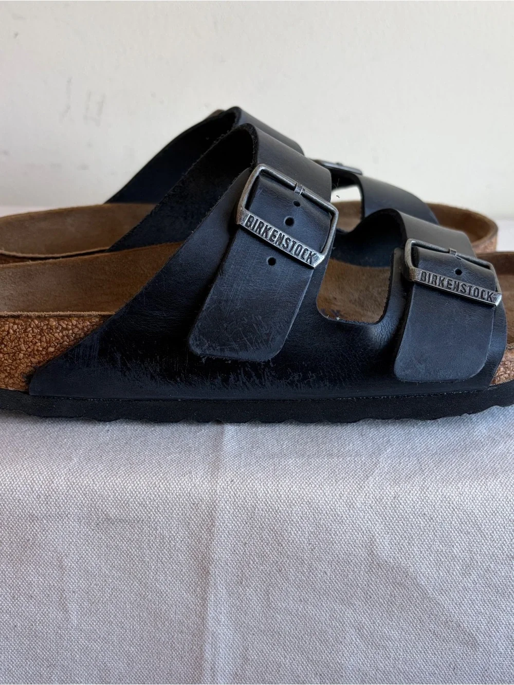 Birkenstock sz 39 Arizona Black Two-Strap Sandals - Picture 4 of 12